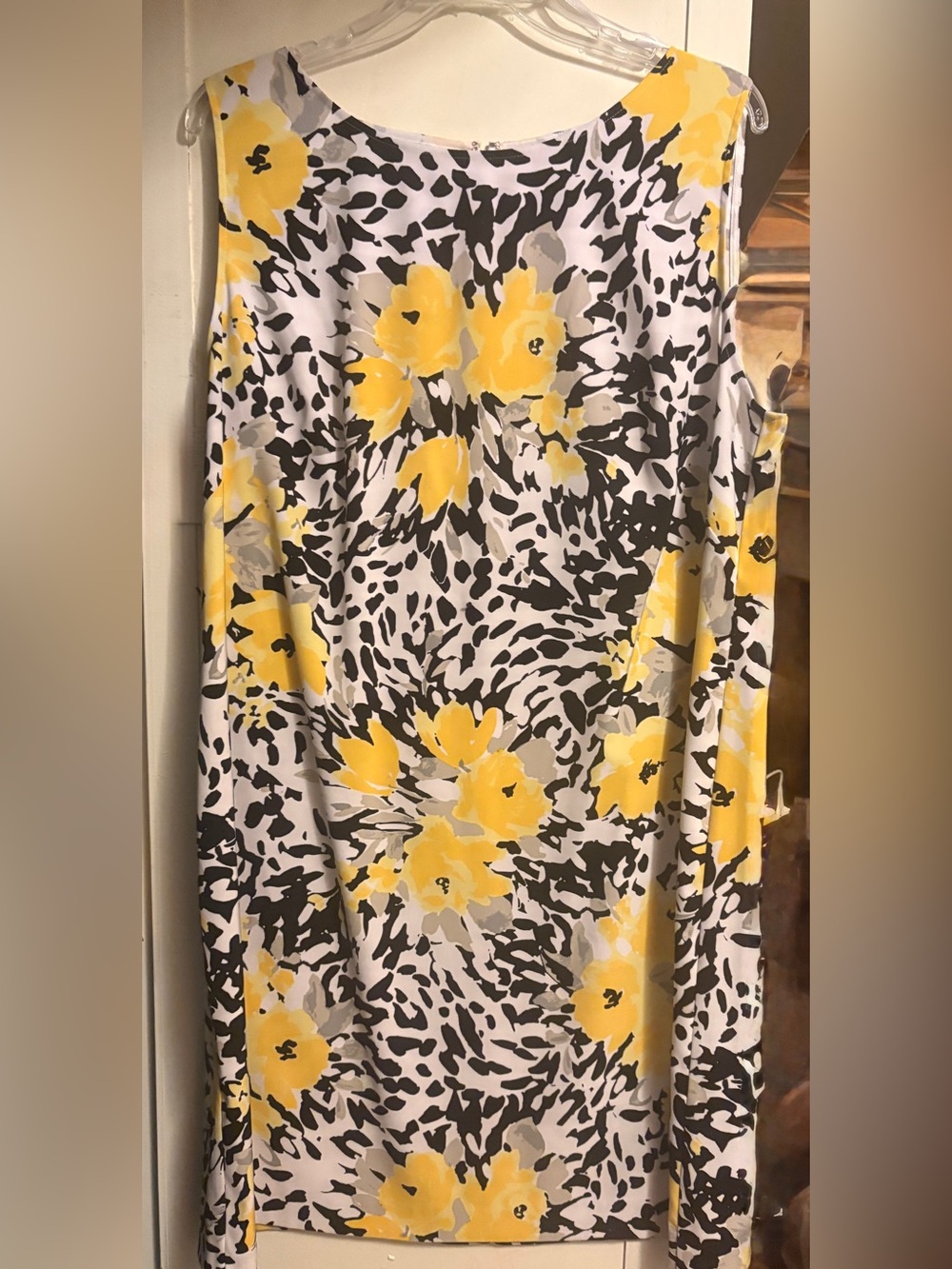 Jessica Howard Yellow and Black Floral Sleeveless Dress